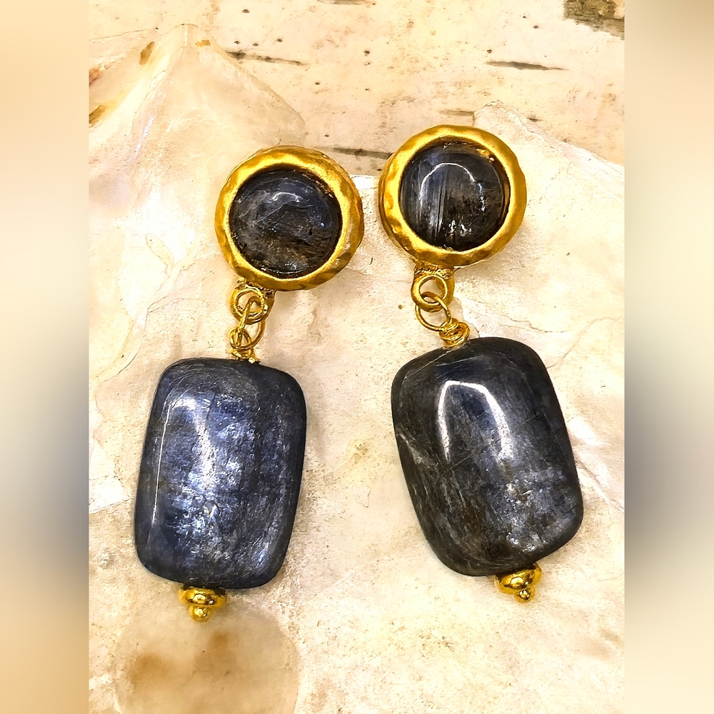 Natural Blue Kyanite In Hammered Gold Bezel & Kyanite Drop Stone Earrings